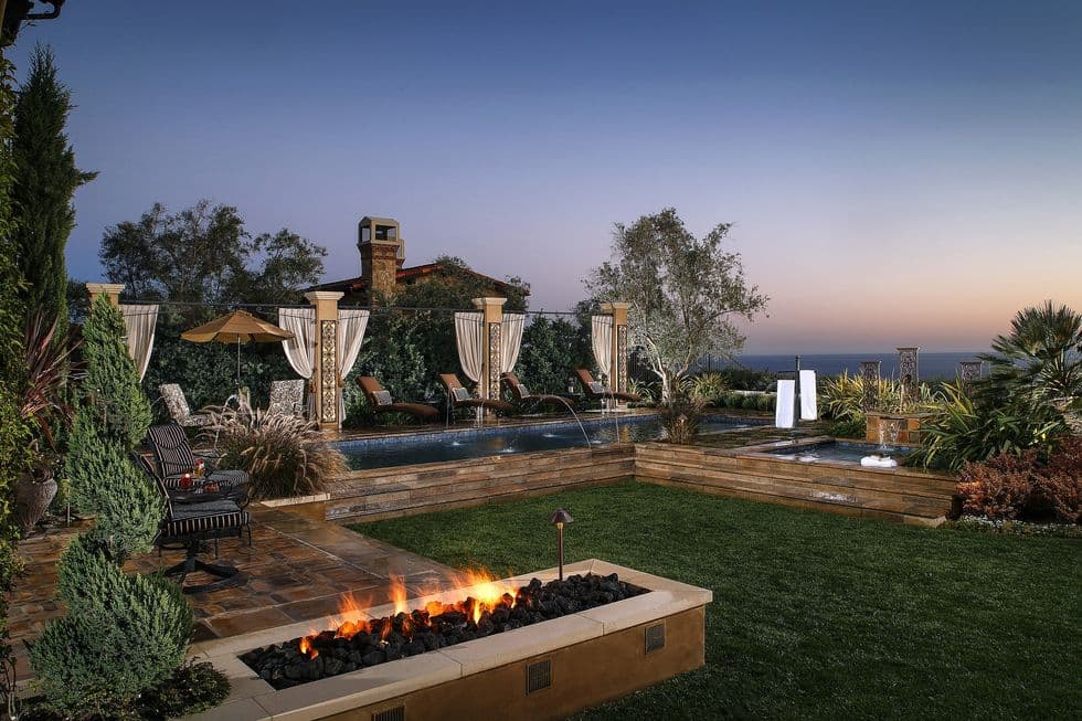 Outdoor Fireplaces